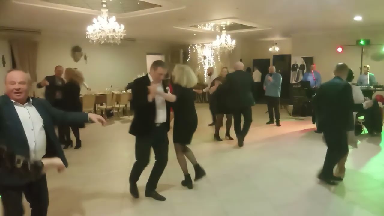 Mix przyjęcie urodzinowe Dom Weselny 2 Dęby w Hajn&oacute;wce