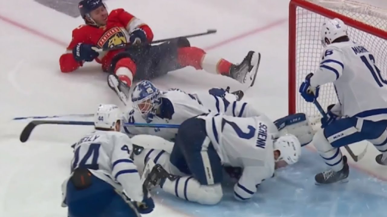 Ilya Samsonov Leaves Game With Injury