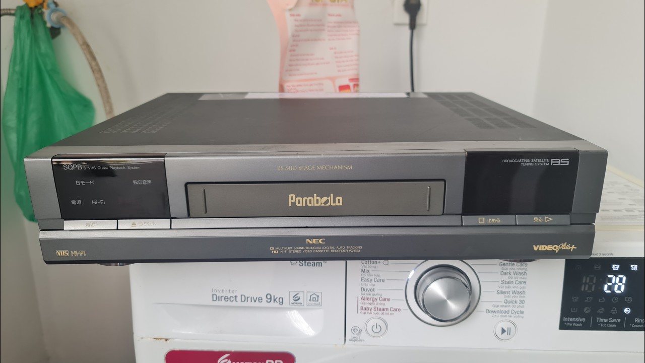 NEC VC-BS3 mất hifi do đứt cuộn từ mâm trên. MN xem mình nối đoạn đứt.