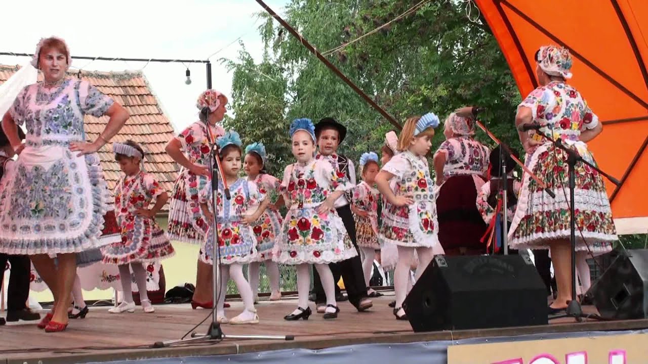 Óvodás lakodalom Homokmégyen