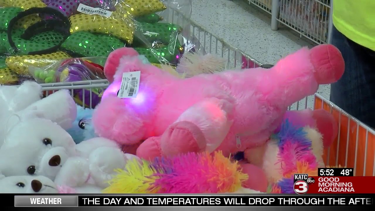 Where to purchase Mardi Gras beads and throws
