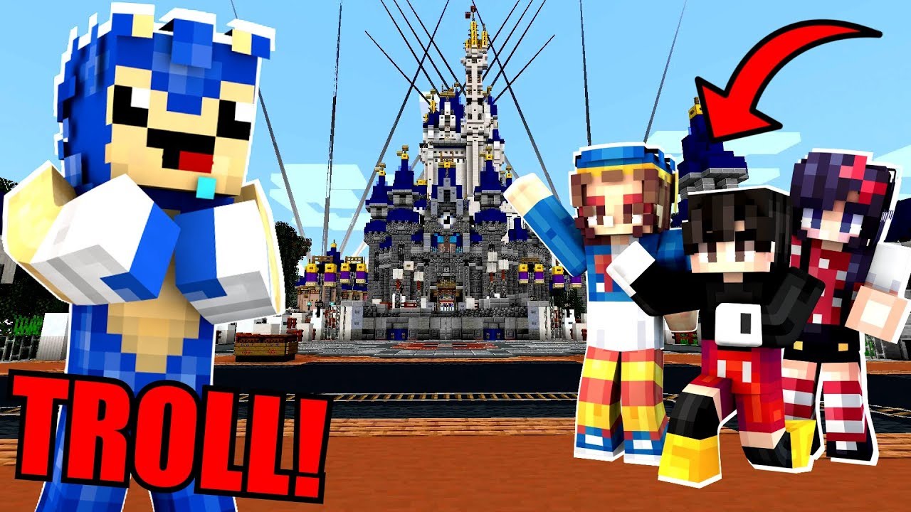 Minecraft Sonic - SONIC TROLLS KIDS AT DISNEY WORLD!