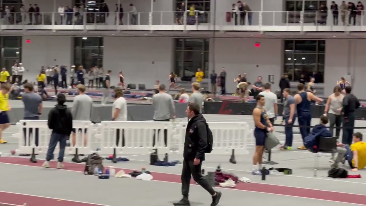 2026 UWEC indoor uwl cafes women’s 200m Grabarski 
