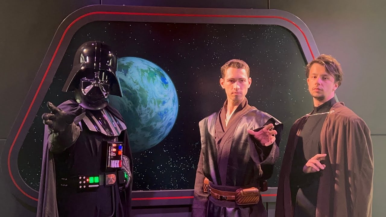Anakin & Dooku Meeting Darth Vader at Galaxy’s Edge Disney World Orlando