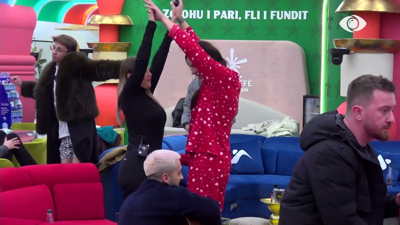 Ndizet atmosfera në shtëpi/ Amberi i bën twerk Gertës - Big Brother VIP Albania 4