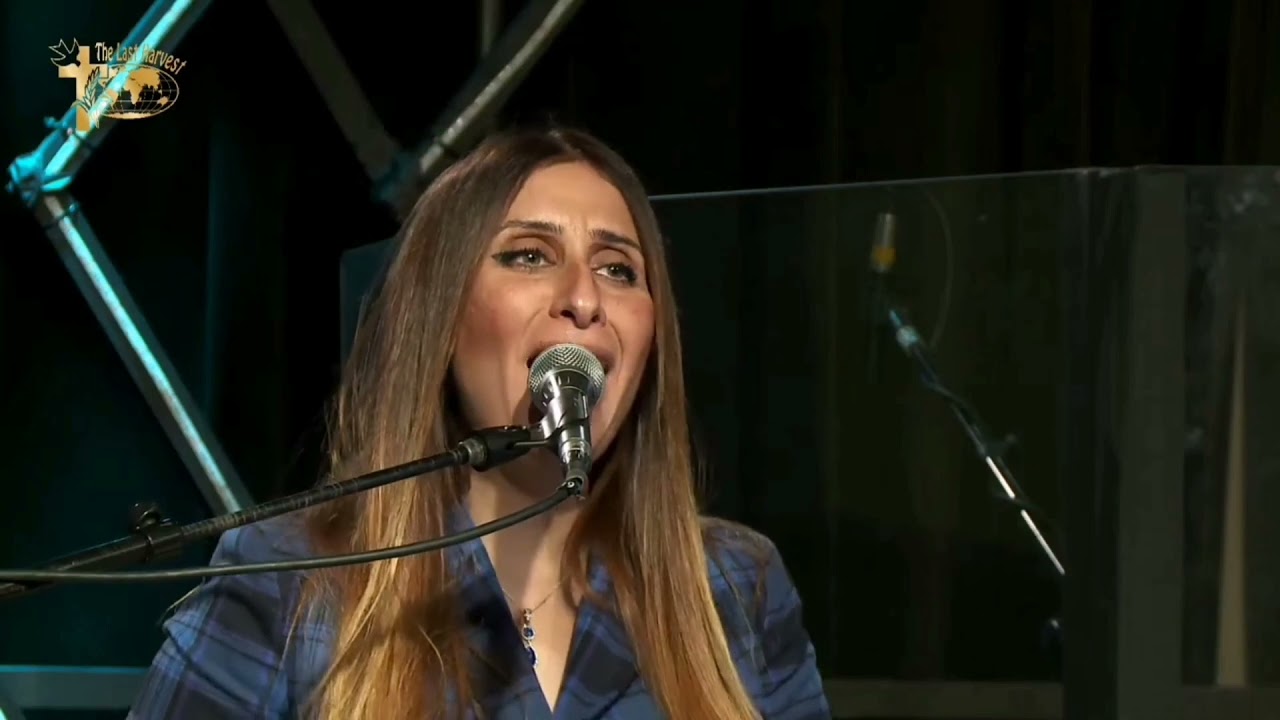 ترنيمة حبك أطيب من ألخمر - لورا ألبازي