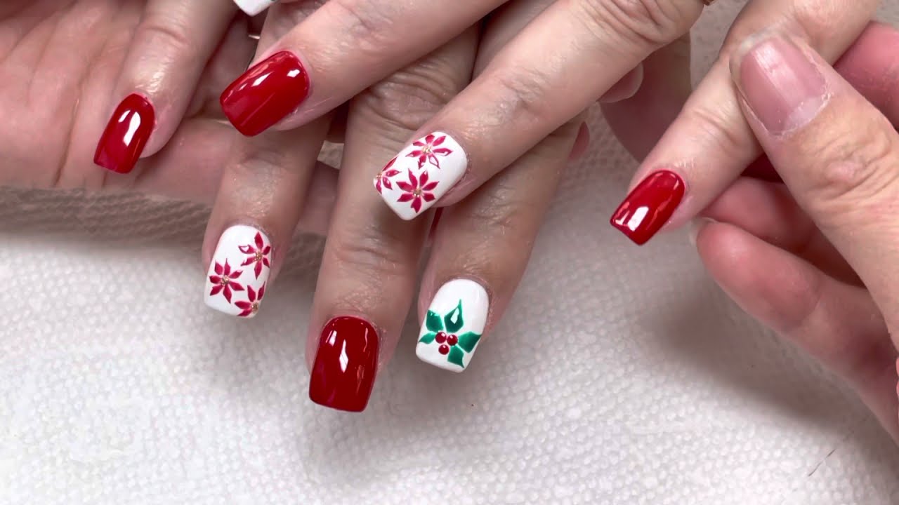 Fancy nail art design for Christmas 2021/YouTube Amy Huynh