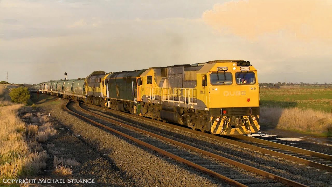 7761V QUBE Grain Train With GML10, 8044 & 8030 - PoathTV Australian Railways