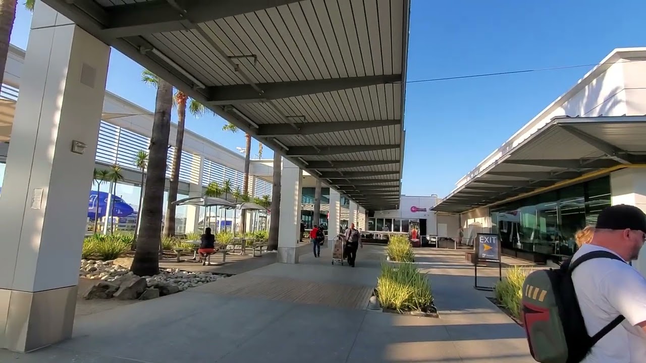 Long Beach outdoor airport