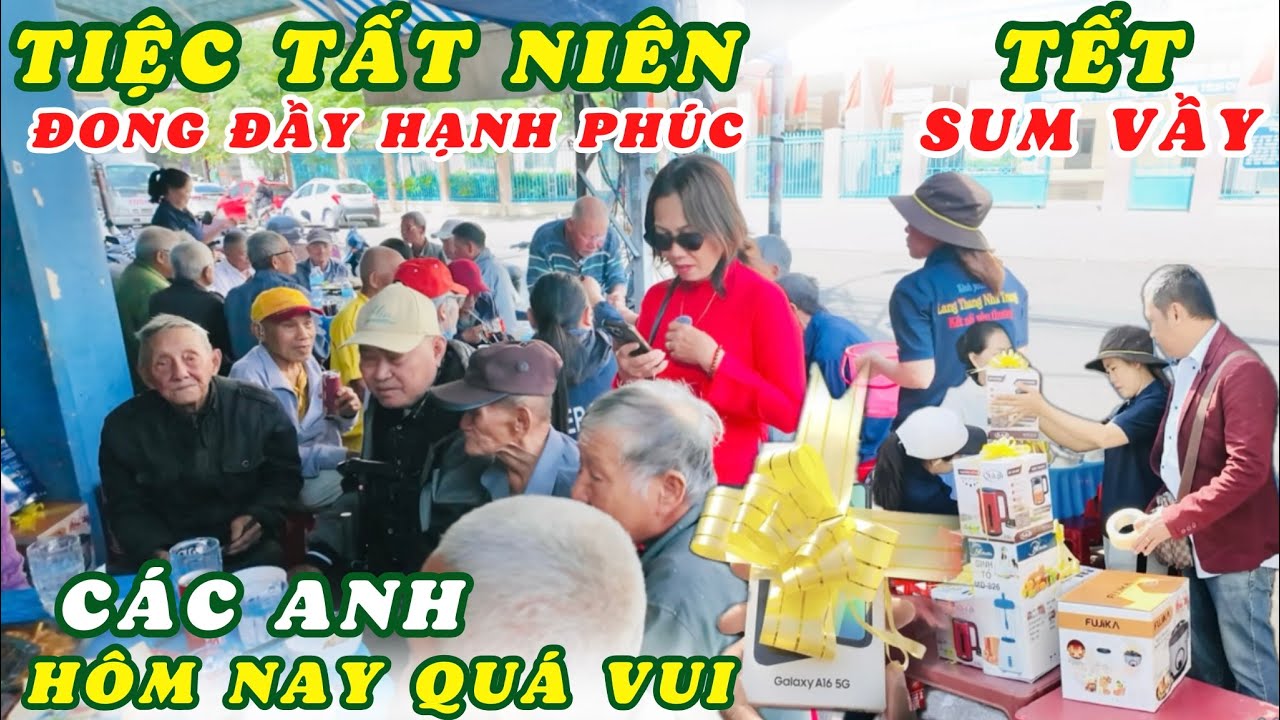 Các Anh Không Ngờ Khi Về Già Lại Được Vui Vì Được Quan Tâm Chăm Sóc. Buổi Tất Niên Ấm Lòng Đón Tết