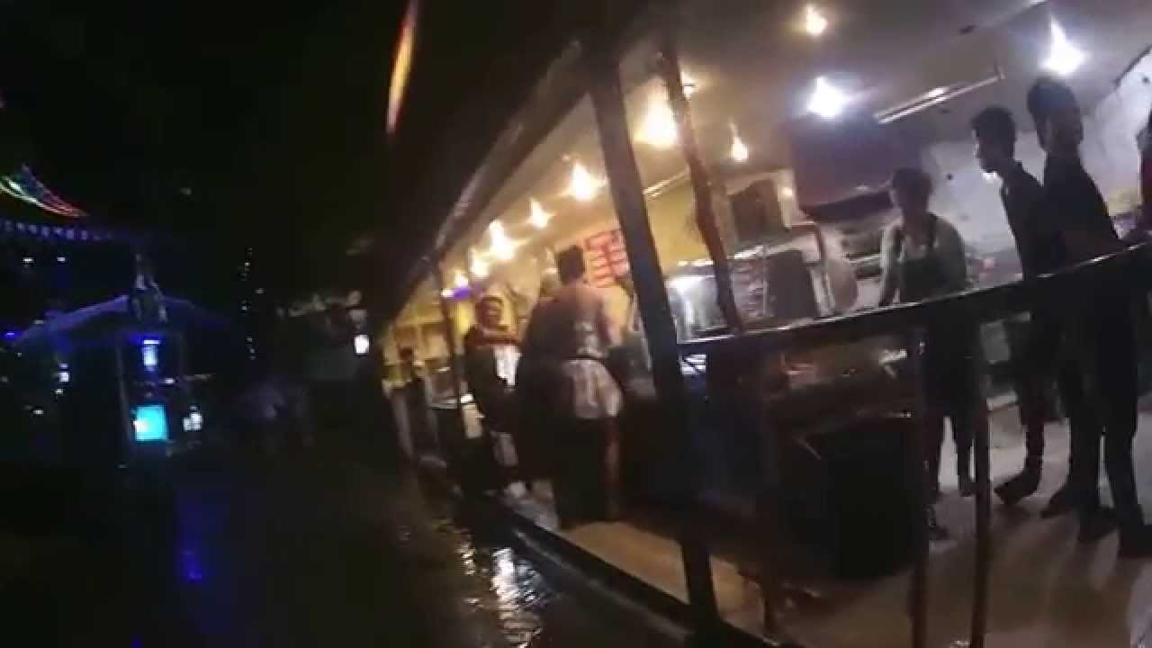 Koh Samui Chaweng Beach Gogo Bar beer 201410 2