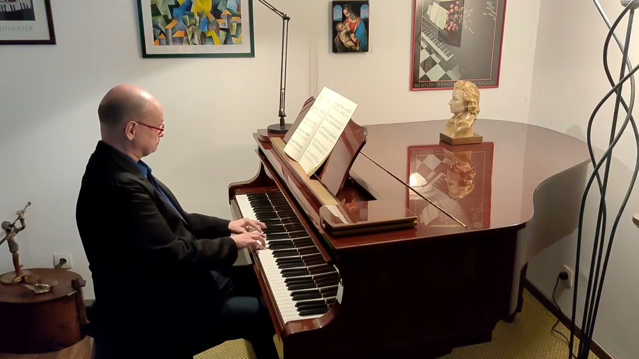 W.A. Mozart Rondo in  D major K 485 .  Eric Henon piano.
