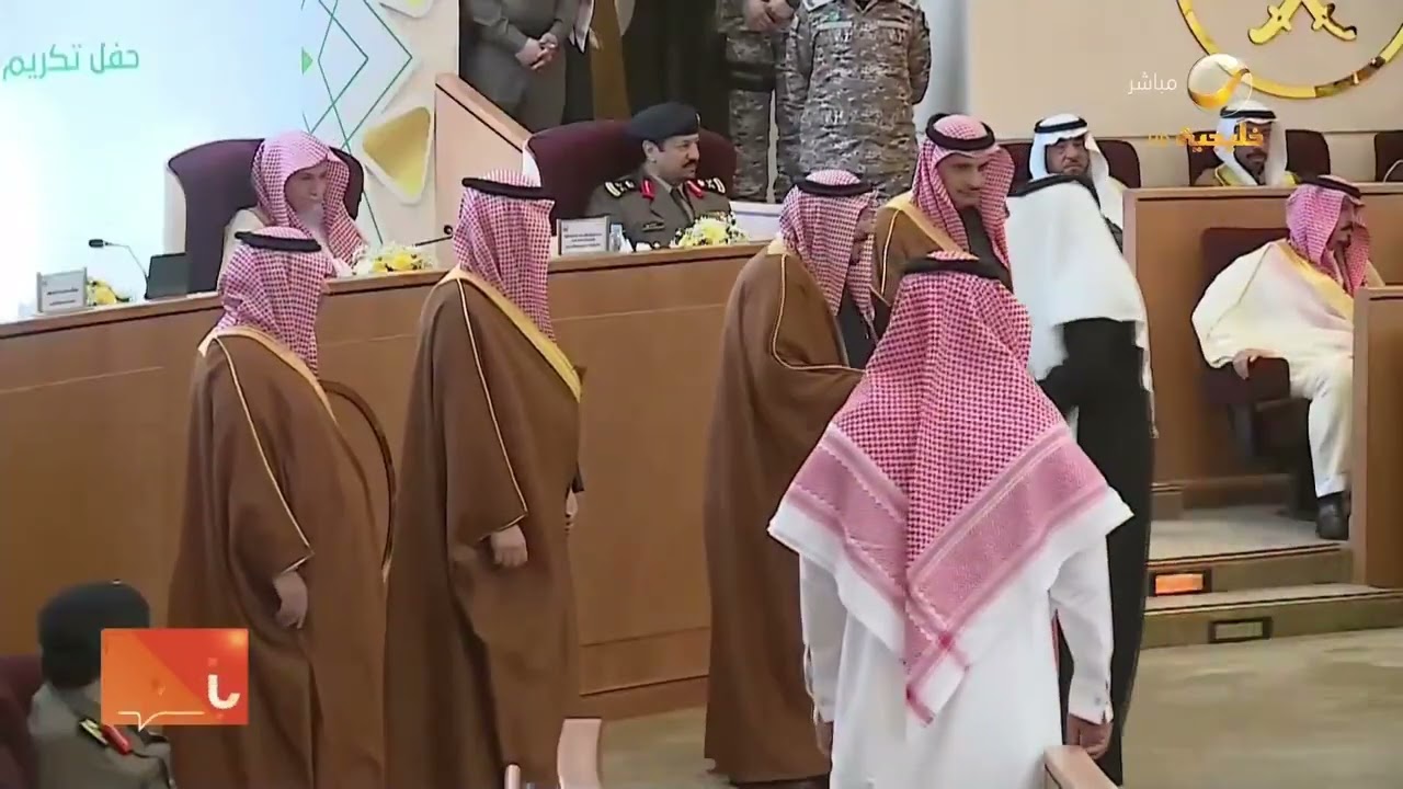الأمير فيصل بن مشعل يهنئ الزميل الإعلامي مفرح الشقيقي بمناسبة فوزه بجائزة صناعة المحتوى