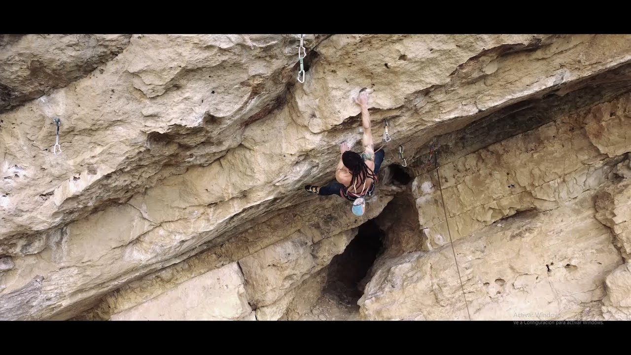 ESCALADA EN PATONES. EL PODER DE ZEUS 7C+