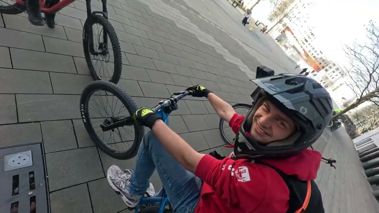 Erstes Mal beim Radelnfahren in Pasing Vlog#1