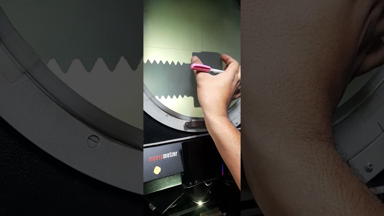 Meerametzer profile projector