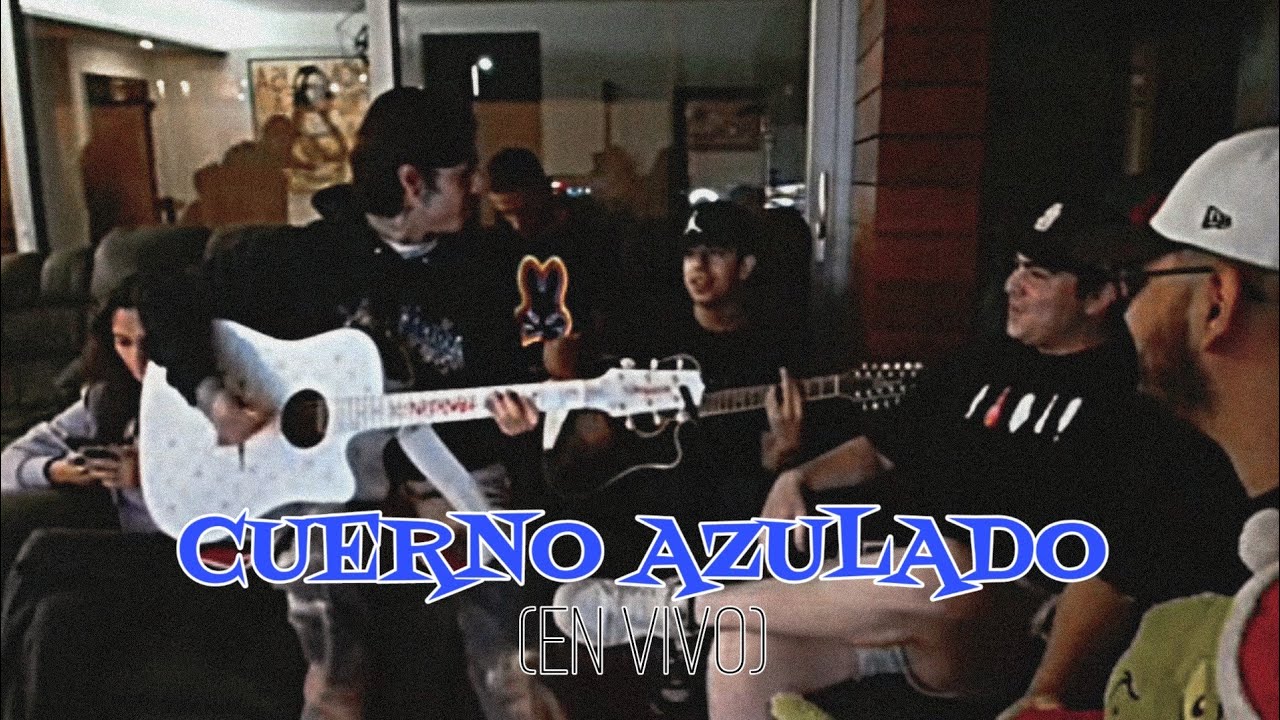 Natanael Cano - Cuerno Azulado (EN VIVO)