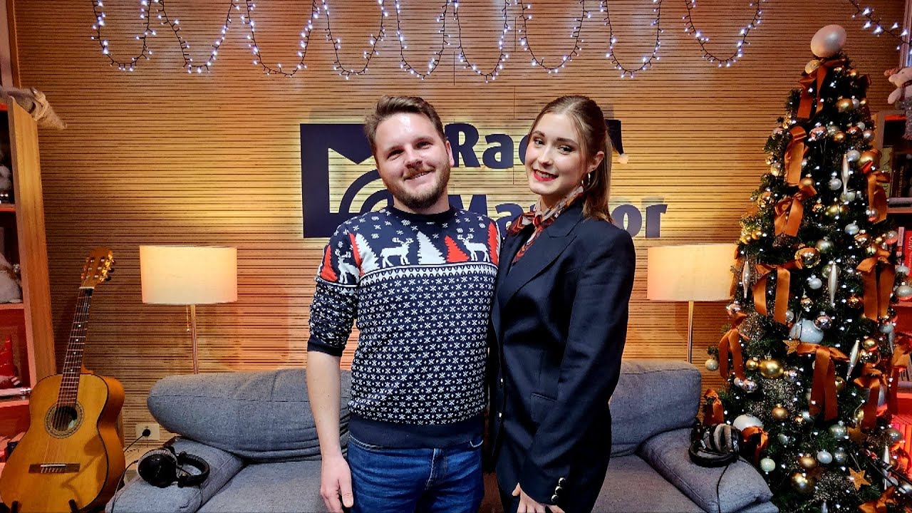 Jutranji Božični Koncert z Laro Žgajnar 🎄🎶