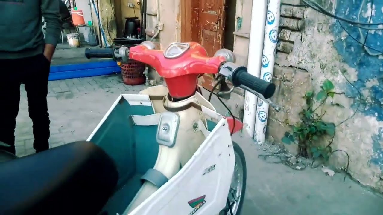 Honda 50cc scooter for sale Rawalpindi Pakistan 1982