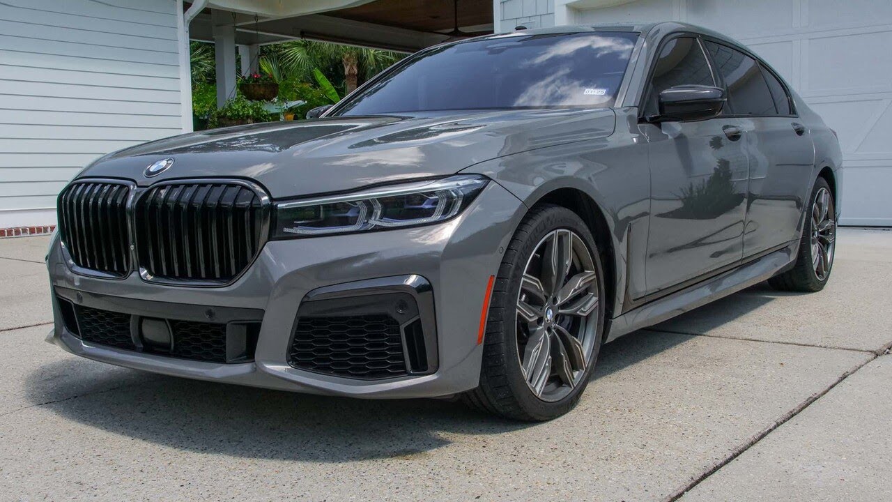 2020 BMW M760i xDrive Walk-around Video