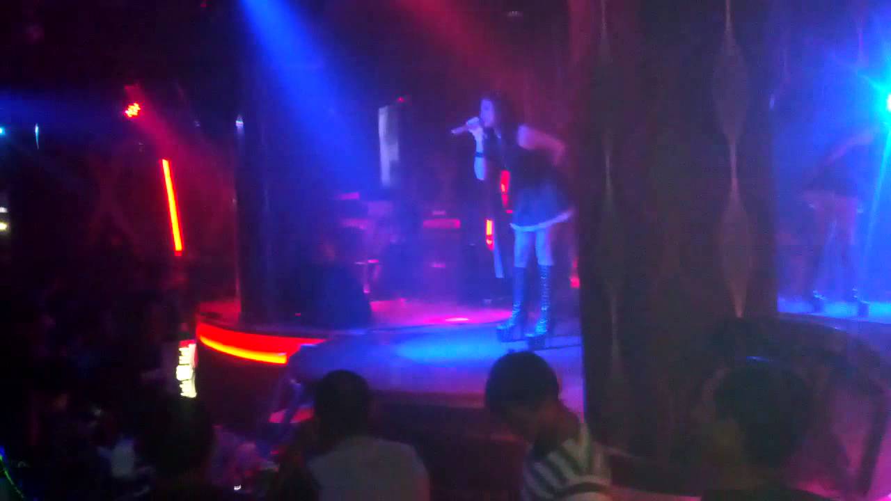 Vicky Shu at New Jazz Cafe, Balikpapan