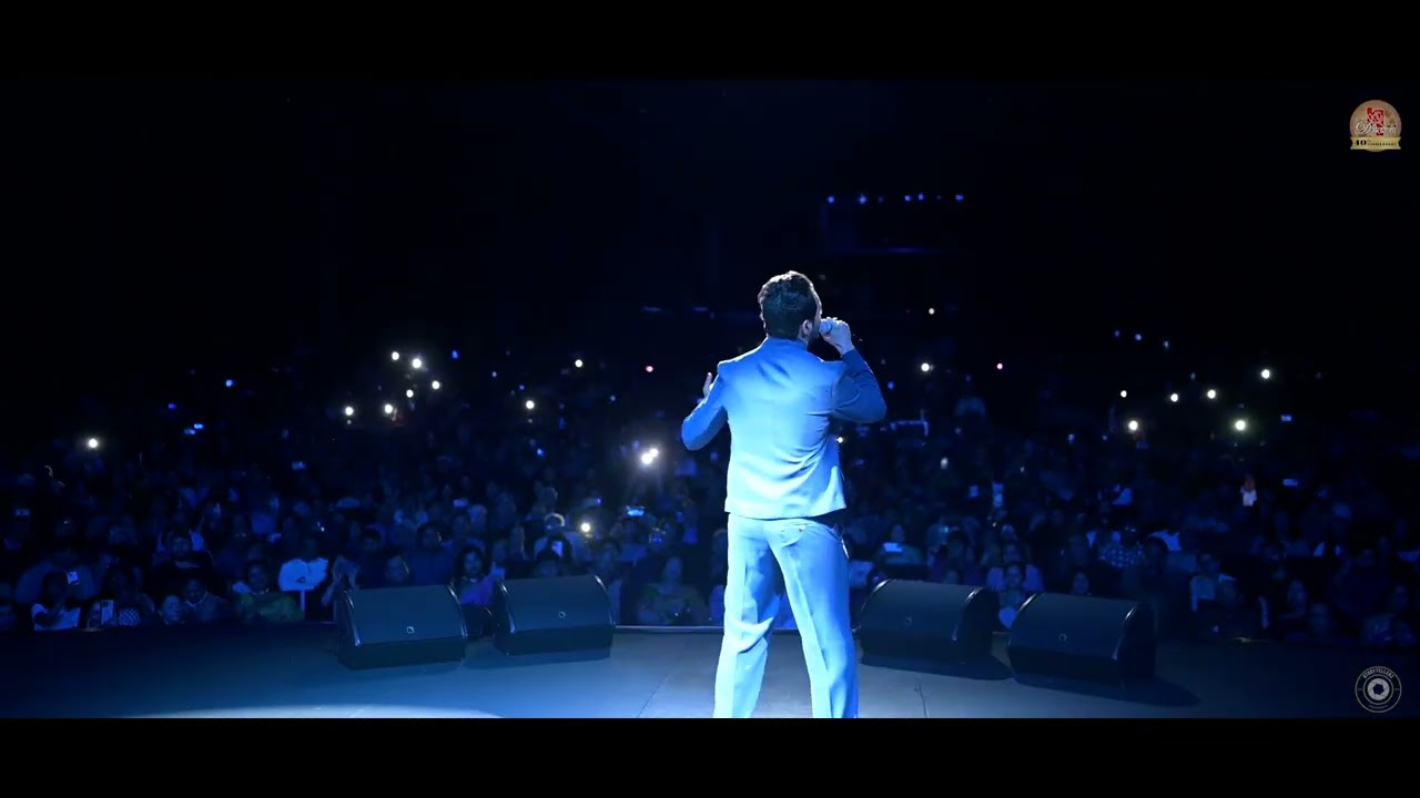 Abhijeet Bhattacharya at Dakshini Durgotsav 2025