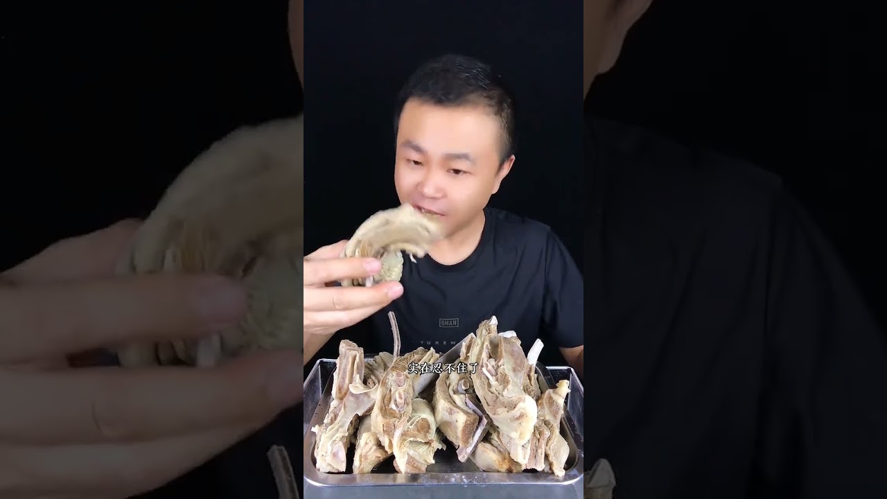 How about such grassland hand-held lamb chops
