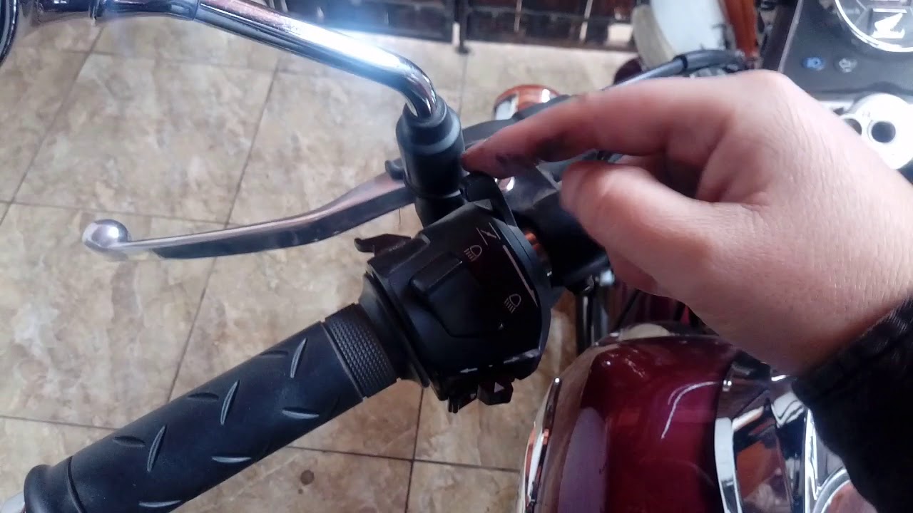 Un domingo con la Shadow 150.