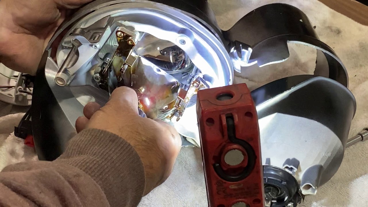 Taking apart my SL55’s headlight to paint it | SL55 Build pt 6