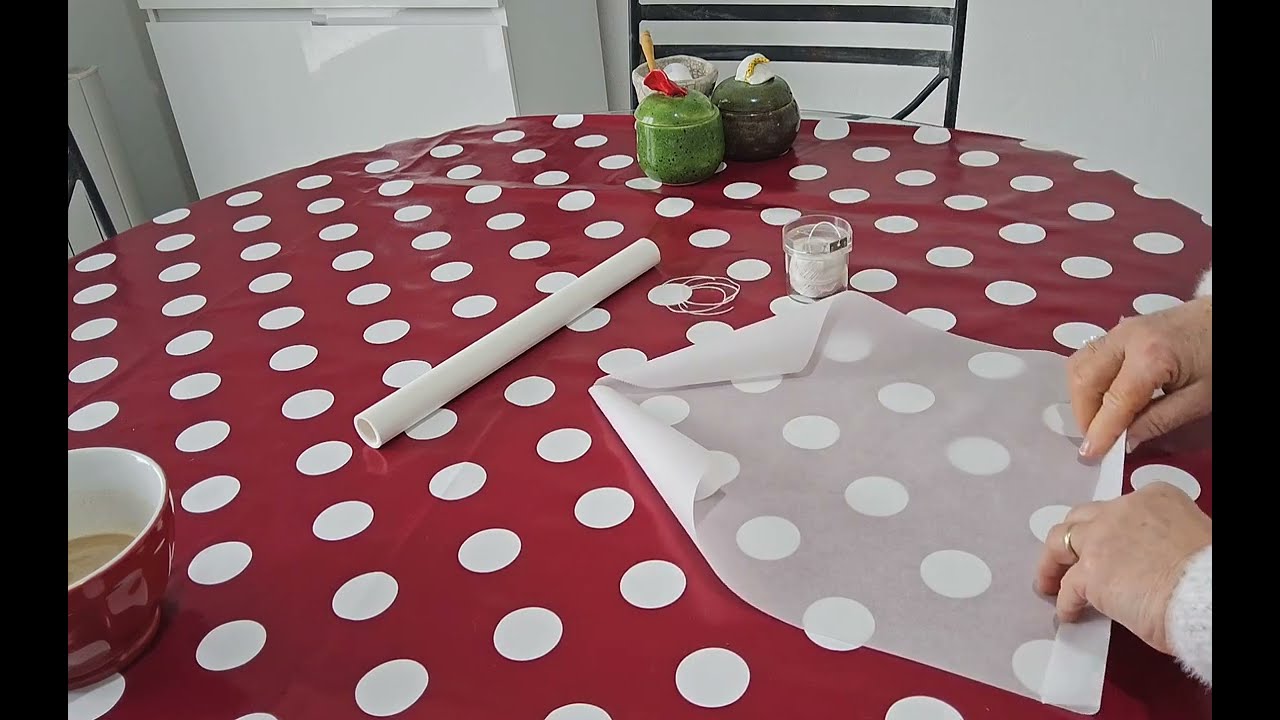 Faire des papillotes en papier cuisson, technique