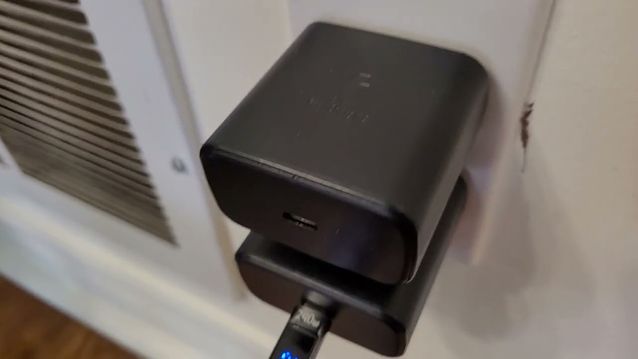 Review of ultra fast charging  USB-C phone travel adapter available on #aliexpress