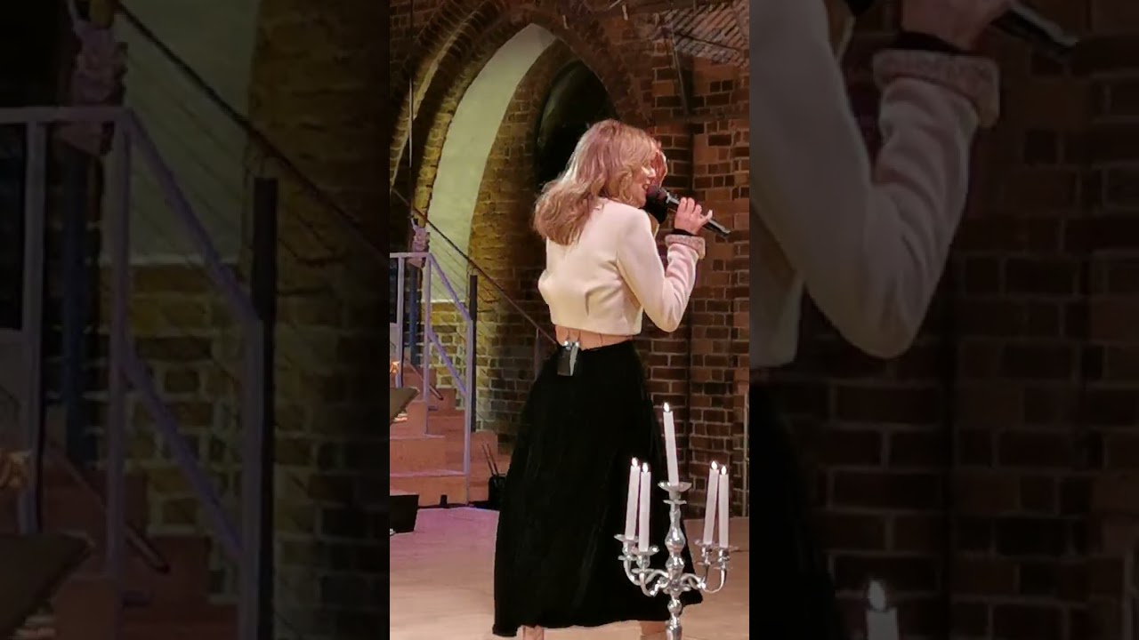 Ella Endlich - LETS DANCE & LAST CHRISTMAS - Neubrandenburg 08.12.2025 – Tour ENDLICH WEIHNACHTEN