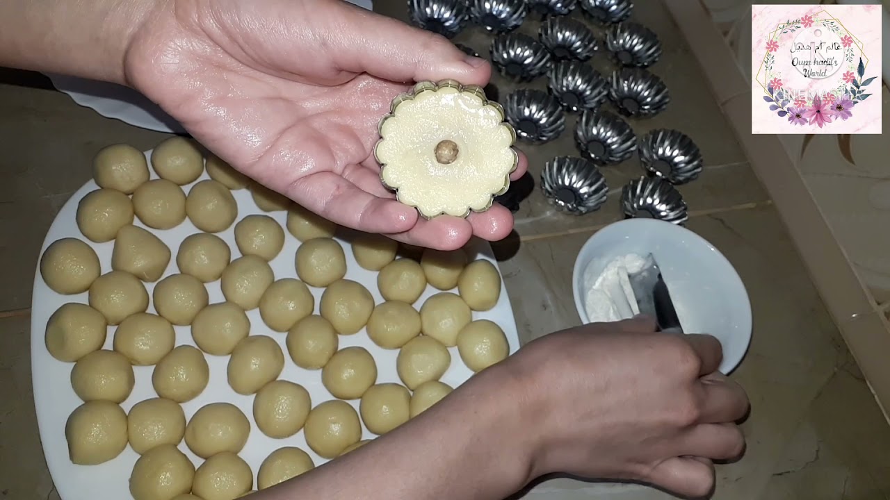@oumhadilsworld3045 حلوة اقتصادية رووعة شكلا و مذاقا بحشو بنين بزاف و تقطع كمية كبيرة