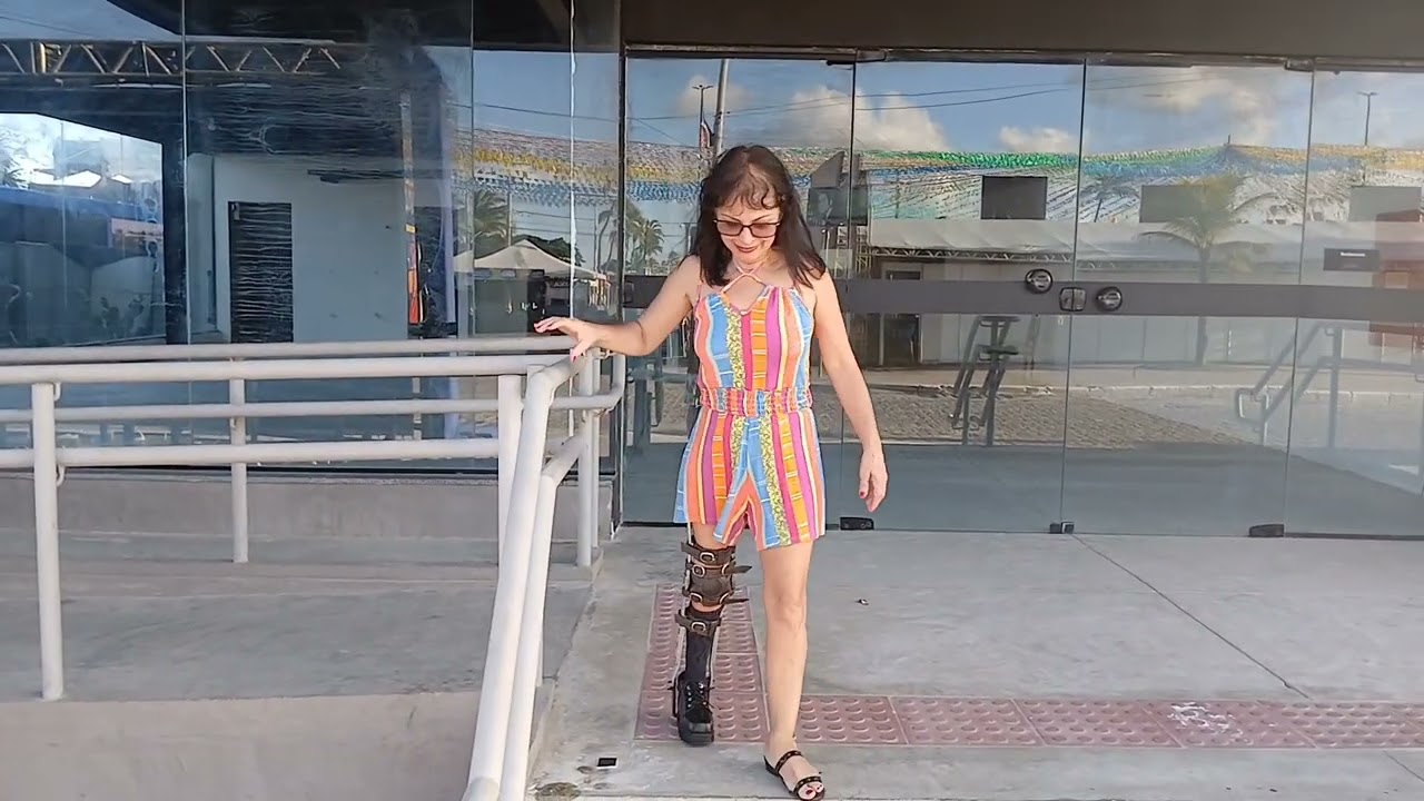 Sou minha própria fortaleza . Amo-me pelo que fui, pelo que sou e pelo que ainda vou me tornar .