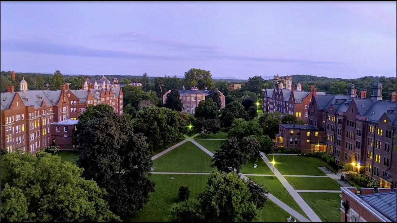 Vassar International Students Welcome Video (Class of 2024)
