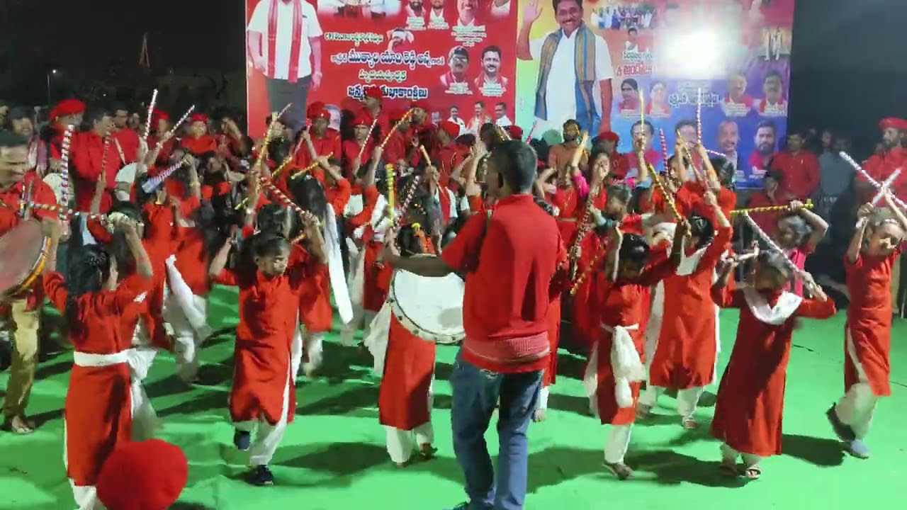 రావి నారాయణరెడ్డి కాలనీ -పేస్ 3లో, నాలుగు సంవత్సరాలు సందర్బంగా చిన్నారుల కోలాటం సంబురాలు 