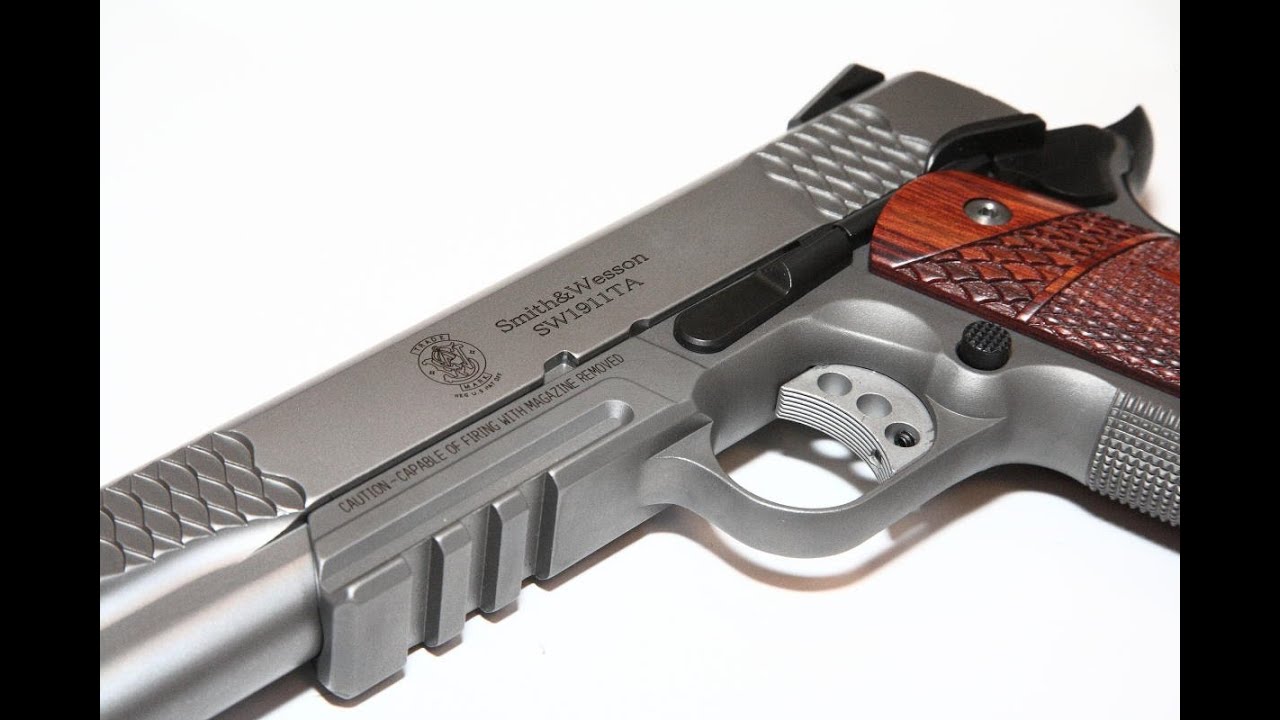 Présentation Smith & Wesson 1911 TA 45 ACP  (français)