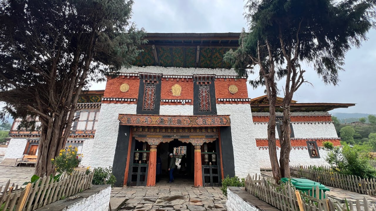 ✨ Jambay Lhakhang, Bumthang &ndash; One of Bhutan&rsquo;s Oldest Temples ✨