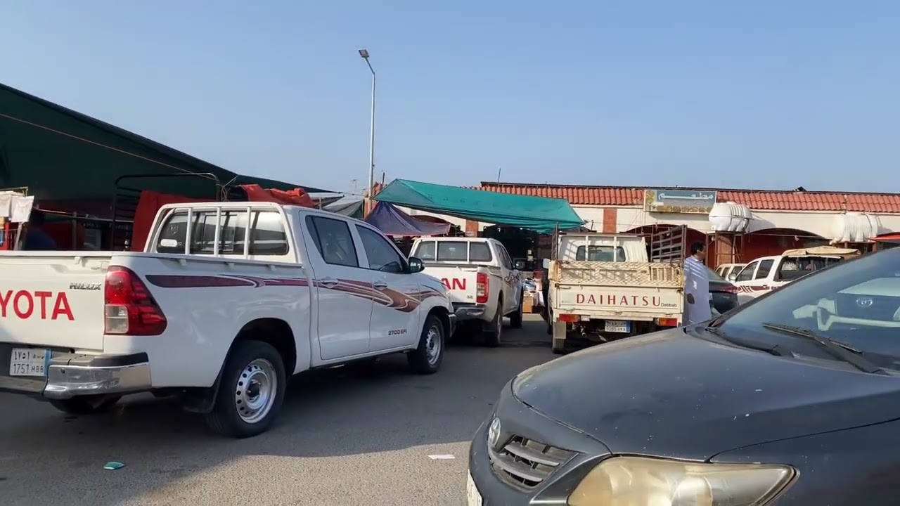 جولة في سوق الاحد باحد المسارحة @Hussainalqudsi @danielgizmo