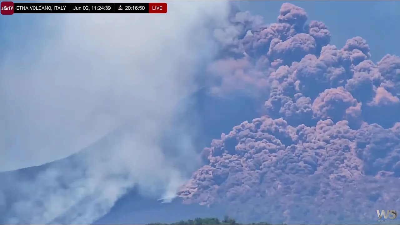 Jun 2, 2025: Large Pyroclastic Flow Spotted on Mt Etna Volcano, Sicily, Italy