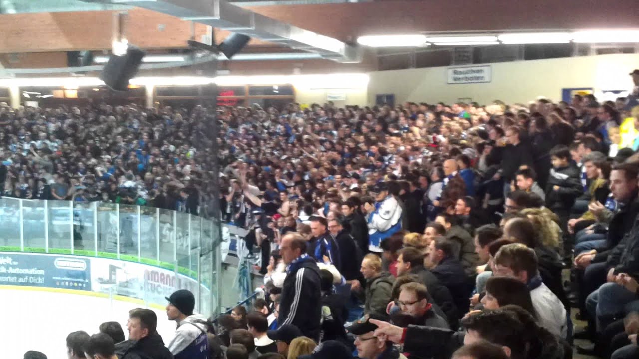 Blue Devils Weiden - Bayreuth Tigers 7:3 - Stimmung nach dem 3:0