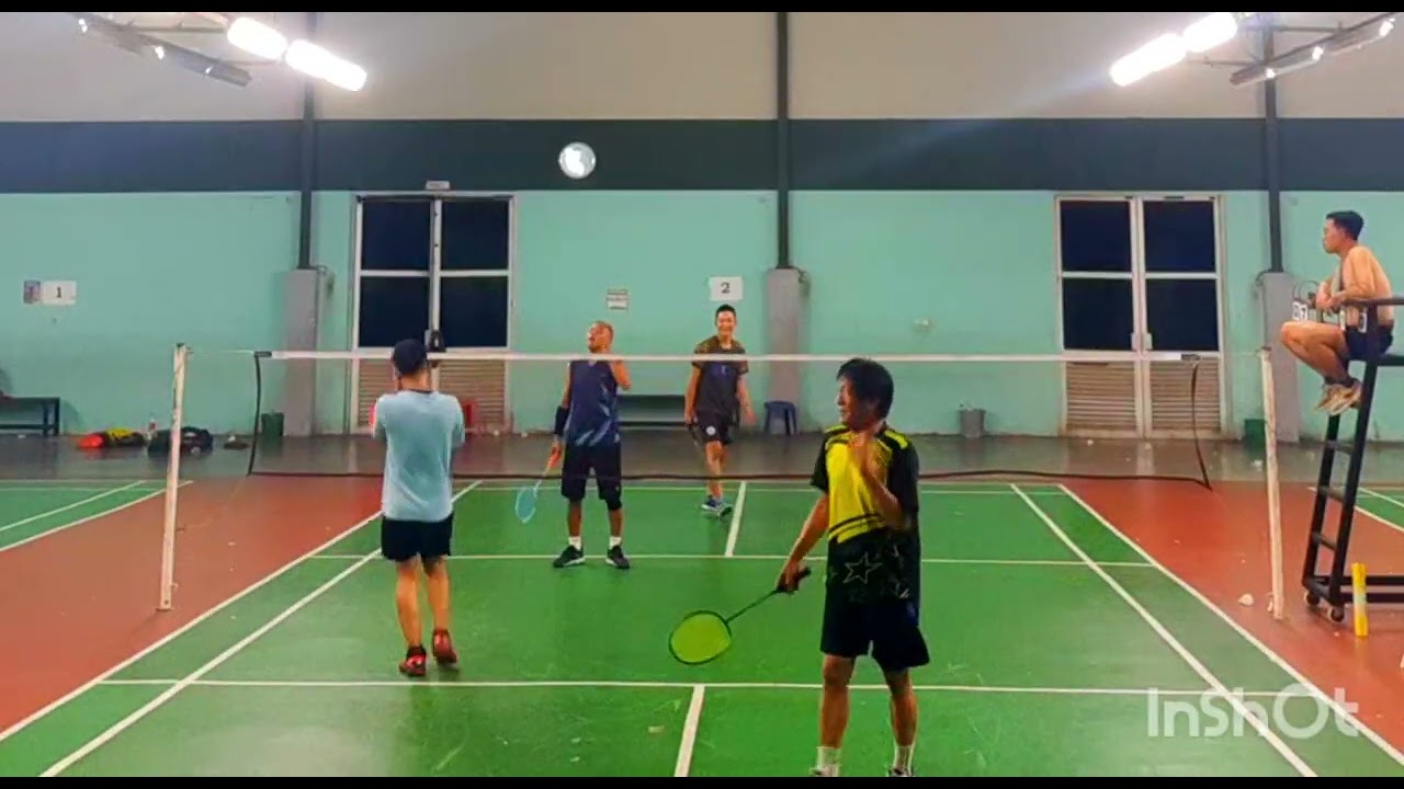 Luar biasa smash keras