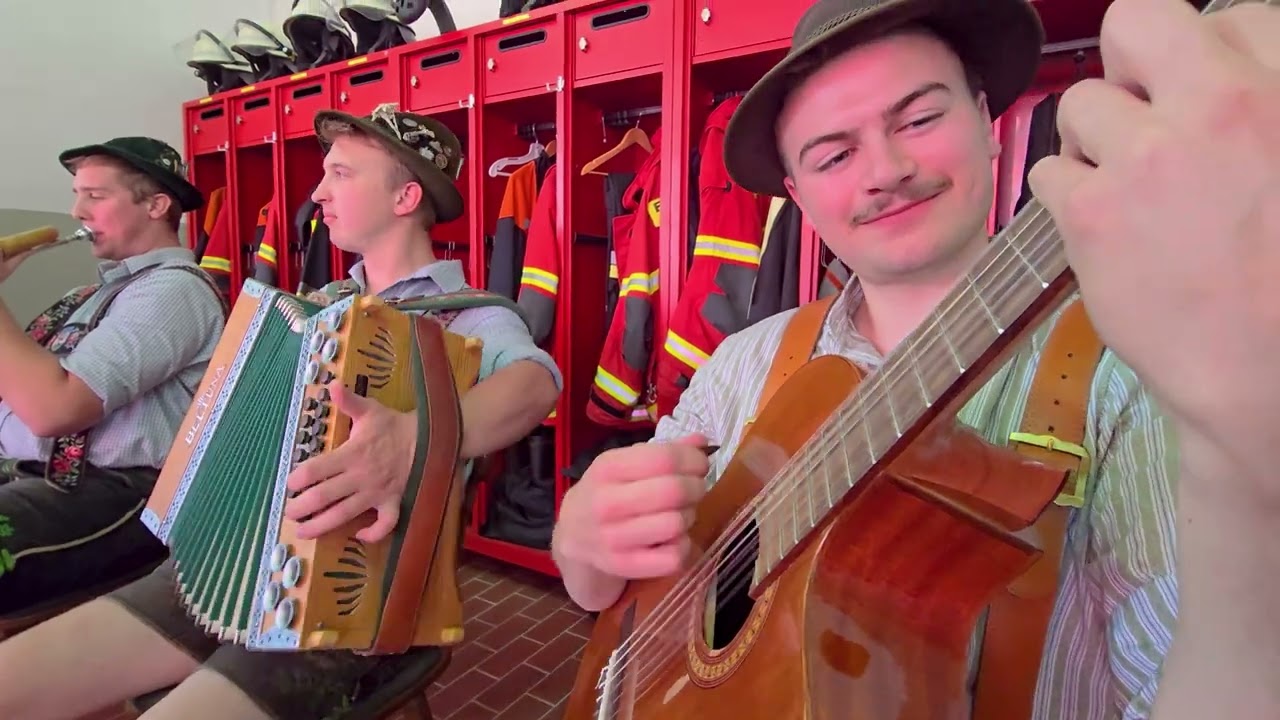 Almabtrieb Krün 2024 - Rischt Musi - Lange Nacht der Feuerwehr