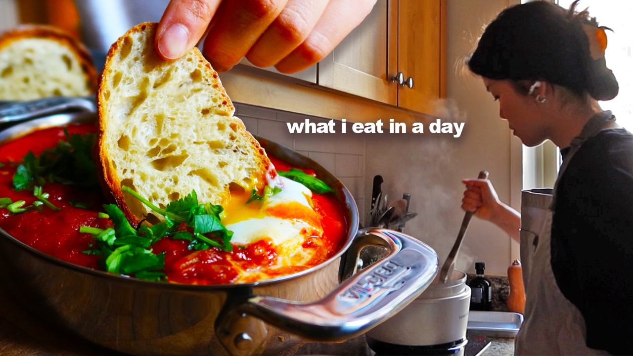 what i eat in a day (gut health friendly meals + new year goals)