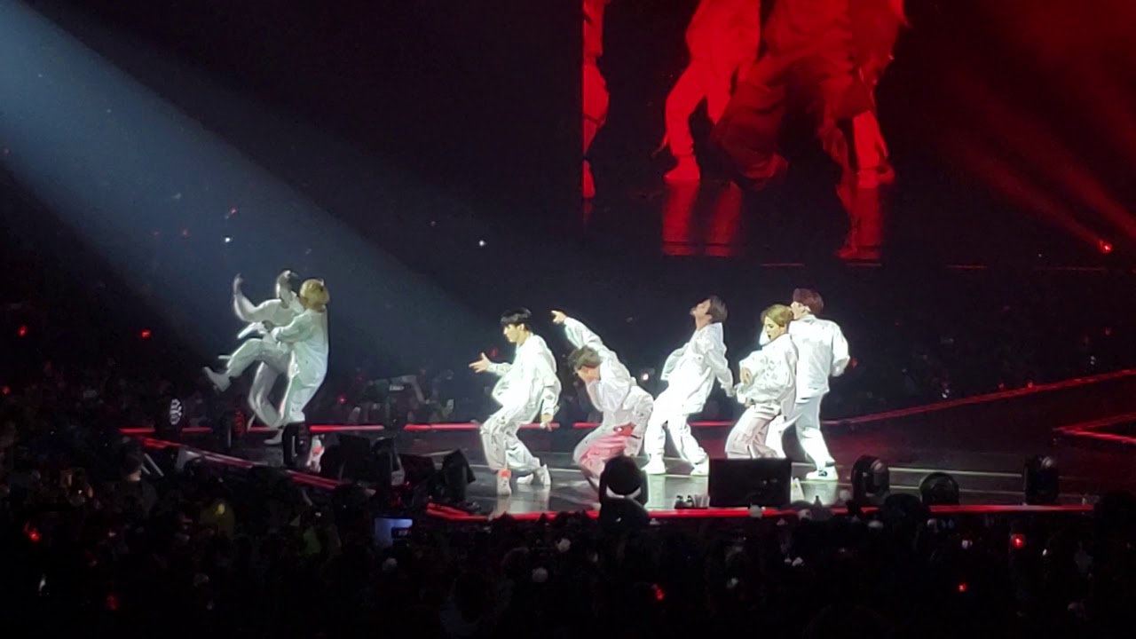 Hamilton 180922 BTS - Mic Drop