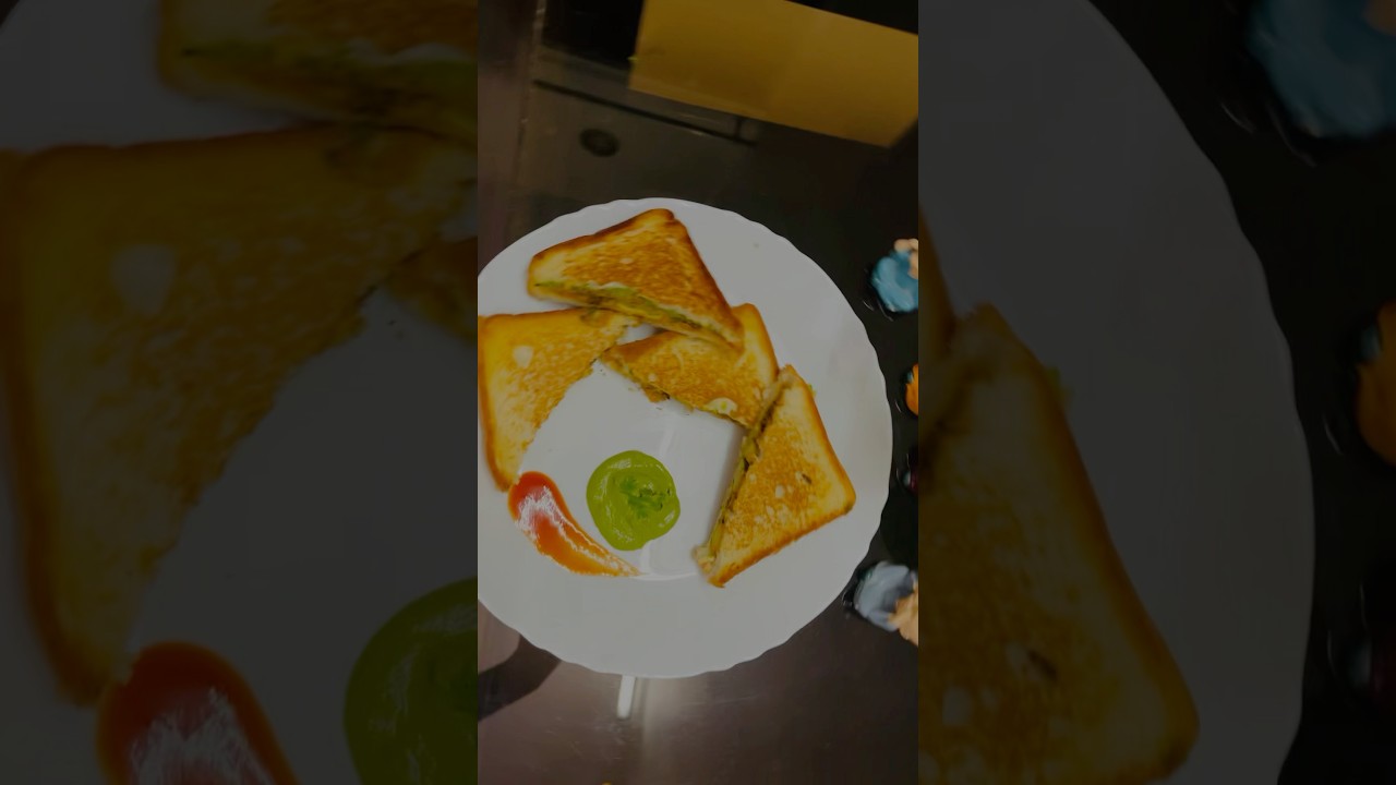 ✨ Aloo Stuffing Sandwich with Green Chutney | Chatpata Street Style Butter Toast Sandwich