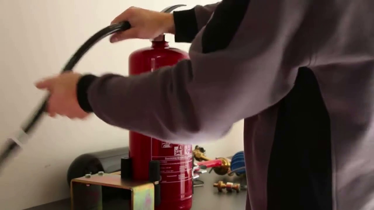 Schuimblusser vullen en hervullen  - RH Brandbeveiliging