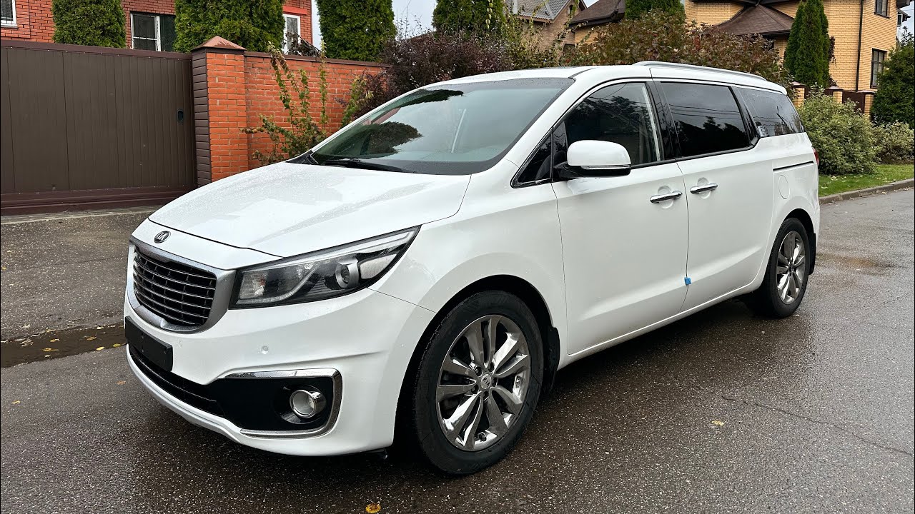 KIA Carnival 2017 года продана