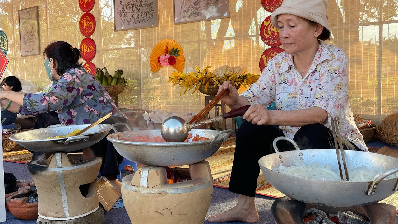 CÁCH LÀ CÁC LOẠI BÁNH MỨT TUY HOÀ PHÚ YÊN - BẢN SẮC TÂY NGUYÊN 
