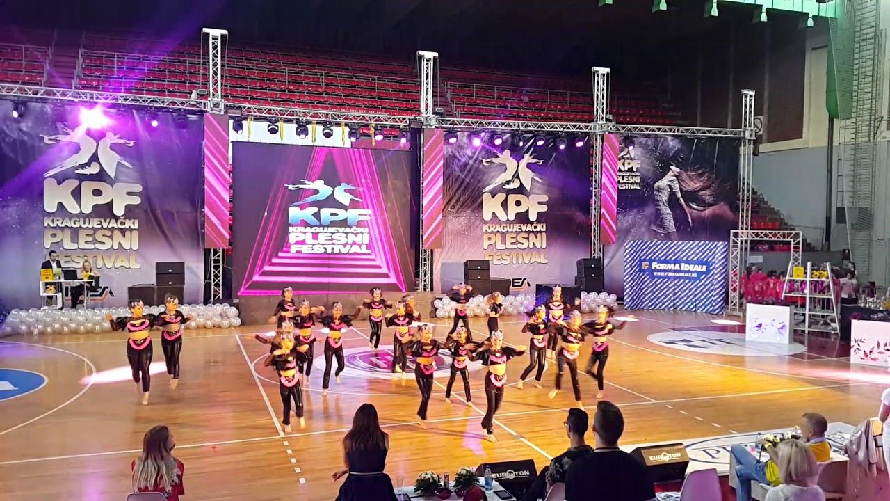 Royal dance studio Inđija - Royal kids